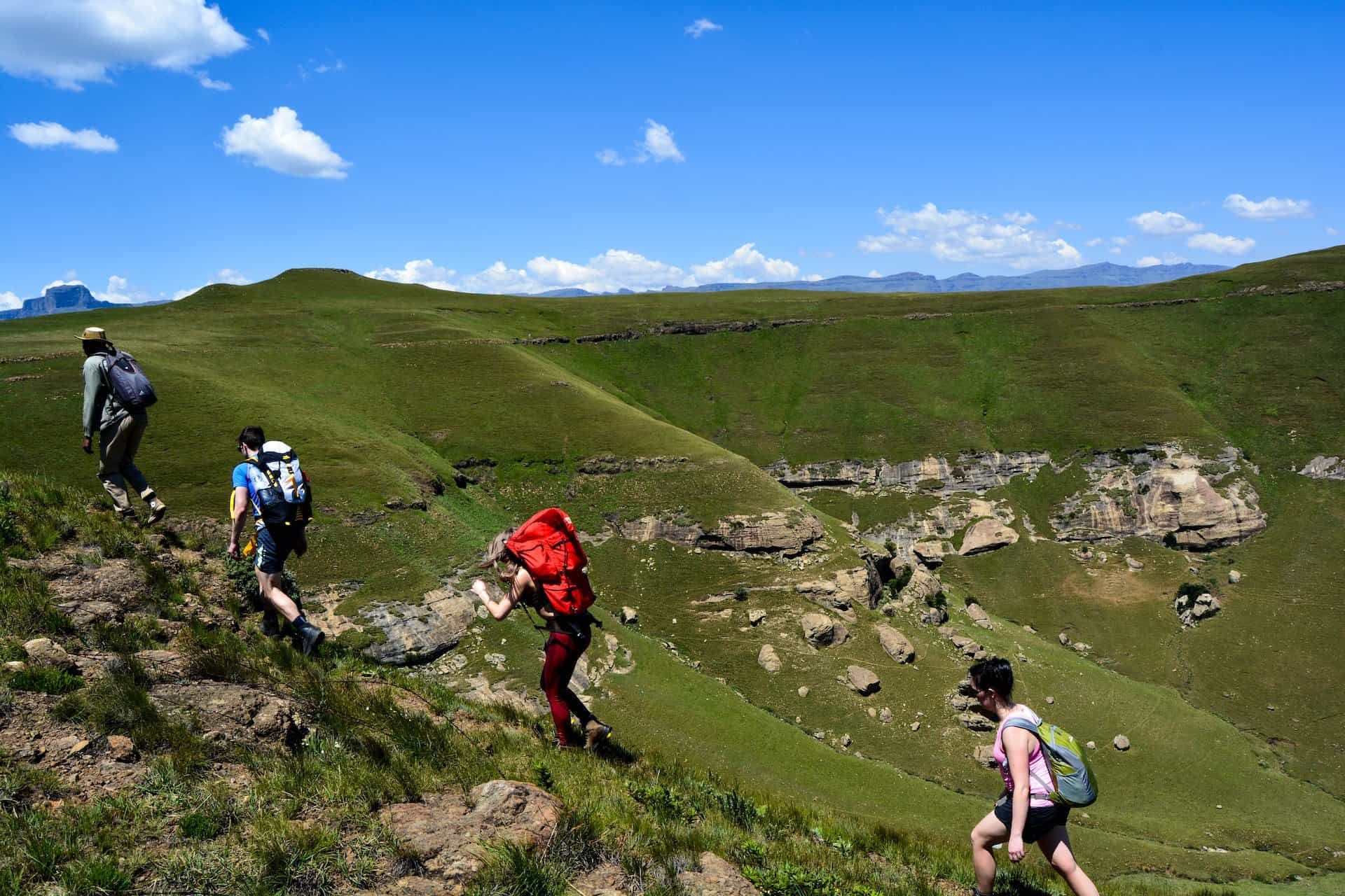 Khác nhau giữa trekking và hiking