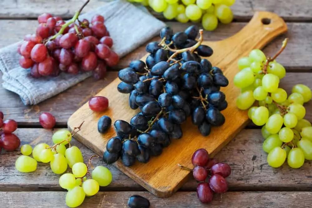 bệnh tiểu đường ăn nho được không