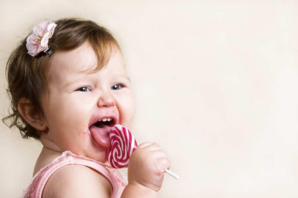 nguyên nhân khiến trẻ bị sún răng