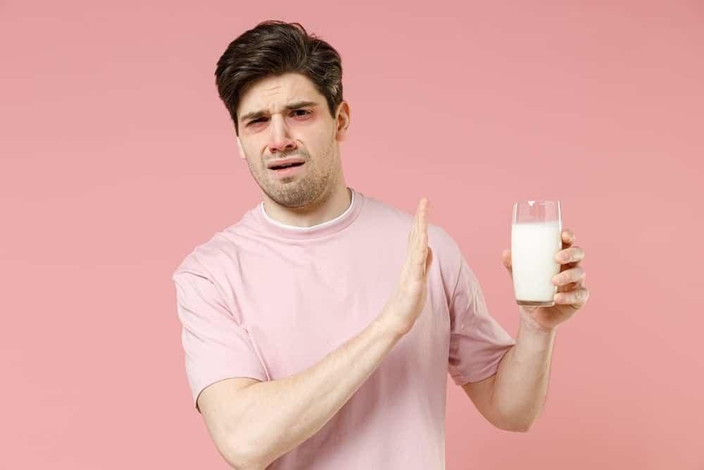 bị ho ăn trứng gà được không, kiêng ăn gì