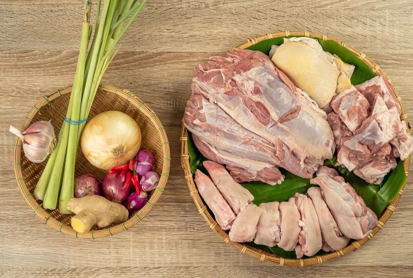 nguyên liệu nấu bún bò Huế