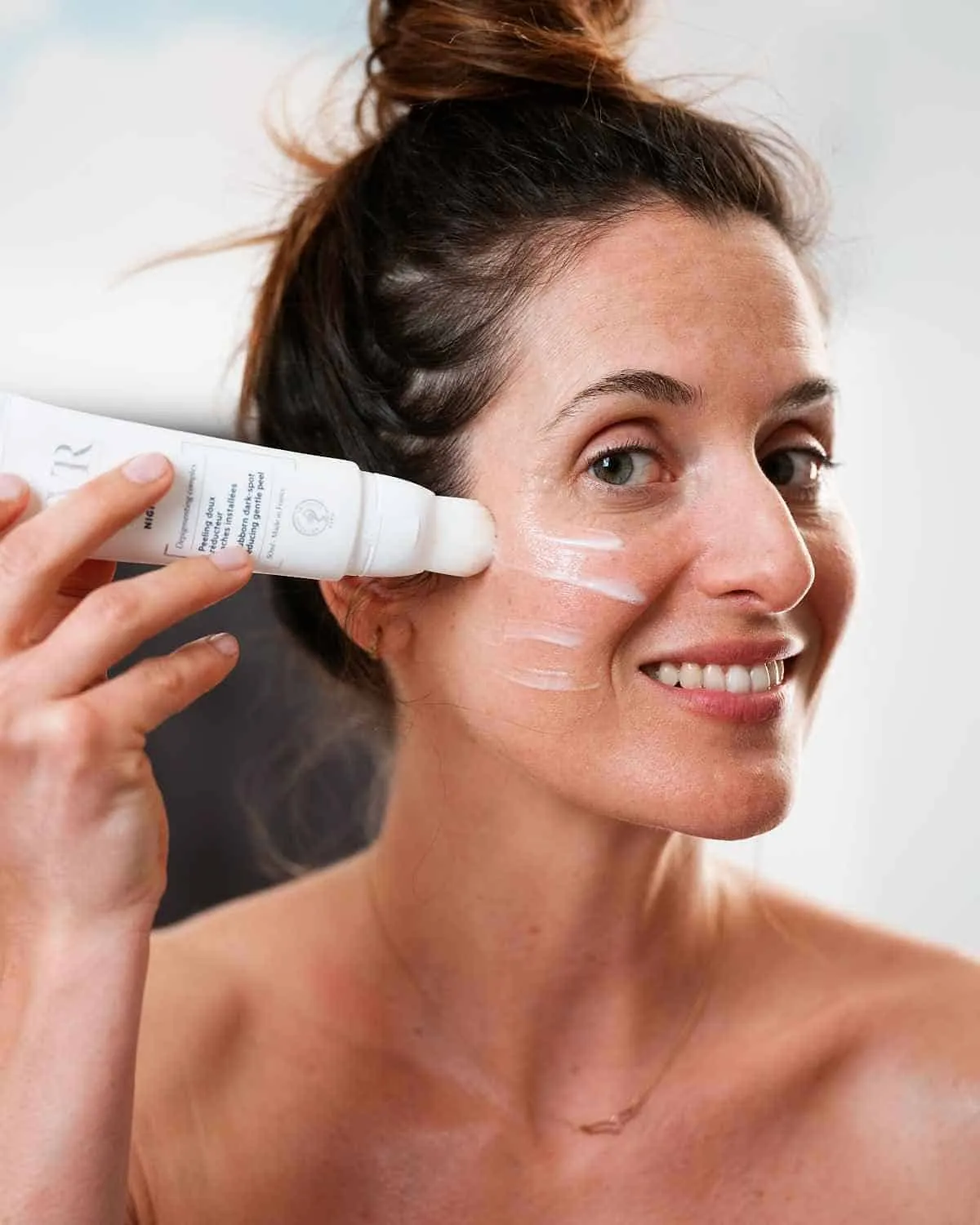 Kem dưỡng SVR Clairial Night Peel 50ml