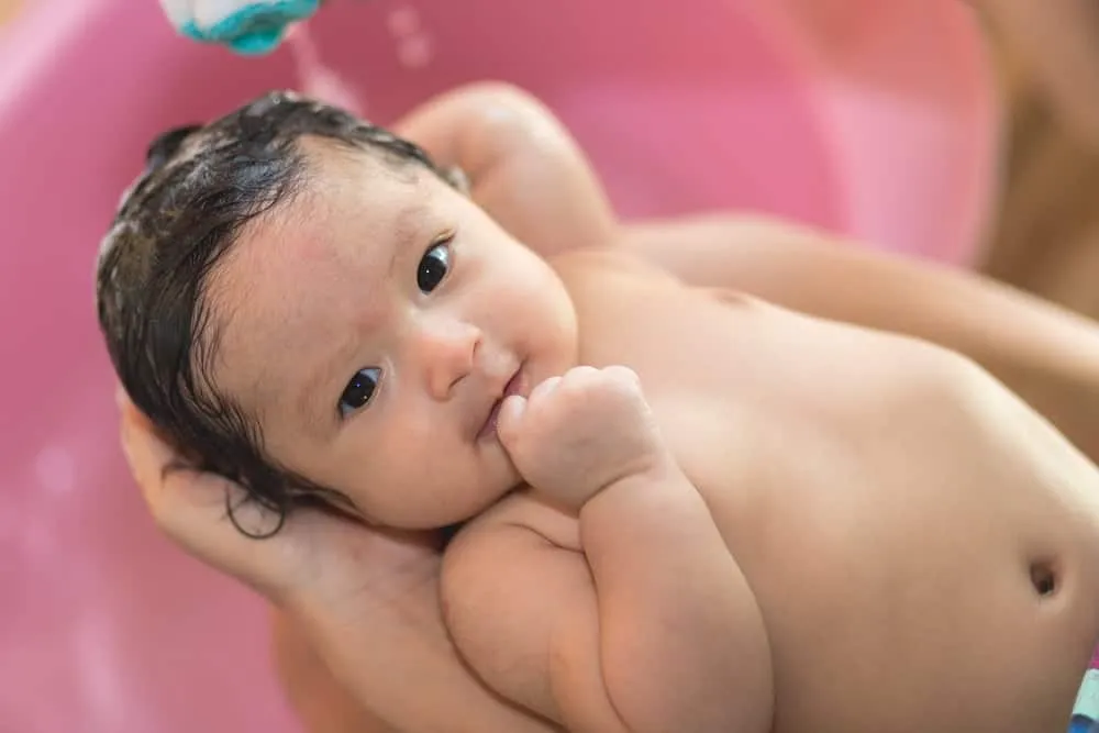 cách chữa mụn hạt kê ở trẻ sơ sinh