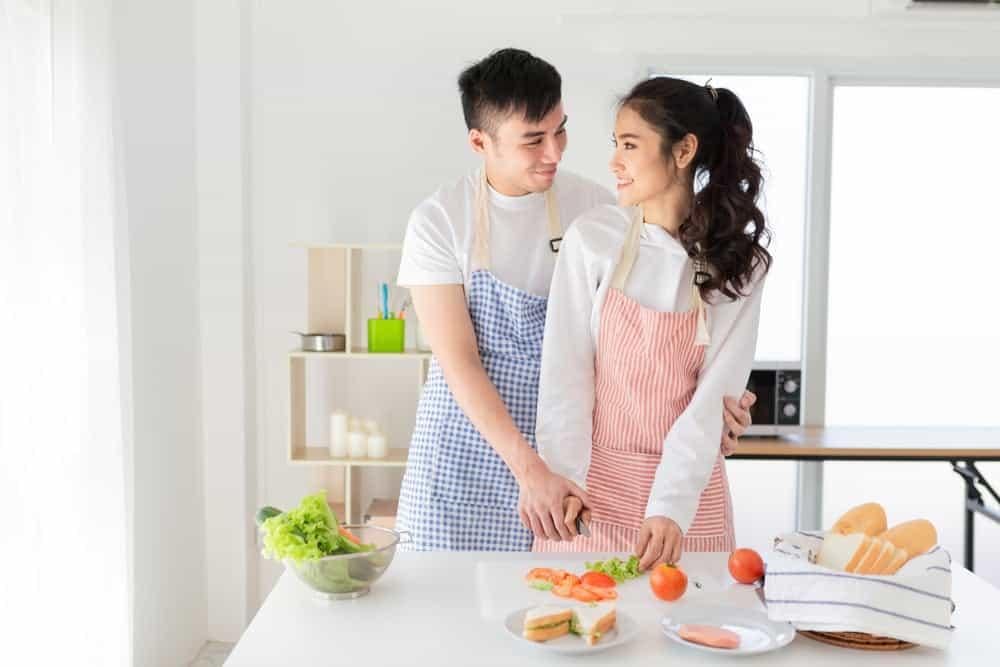 Cùng nhau nấu ăn