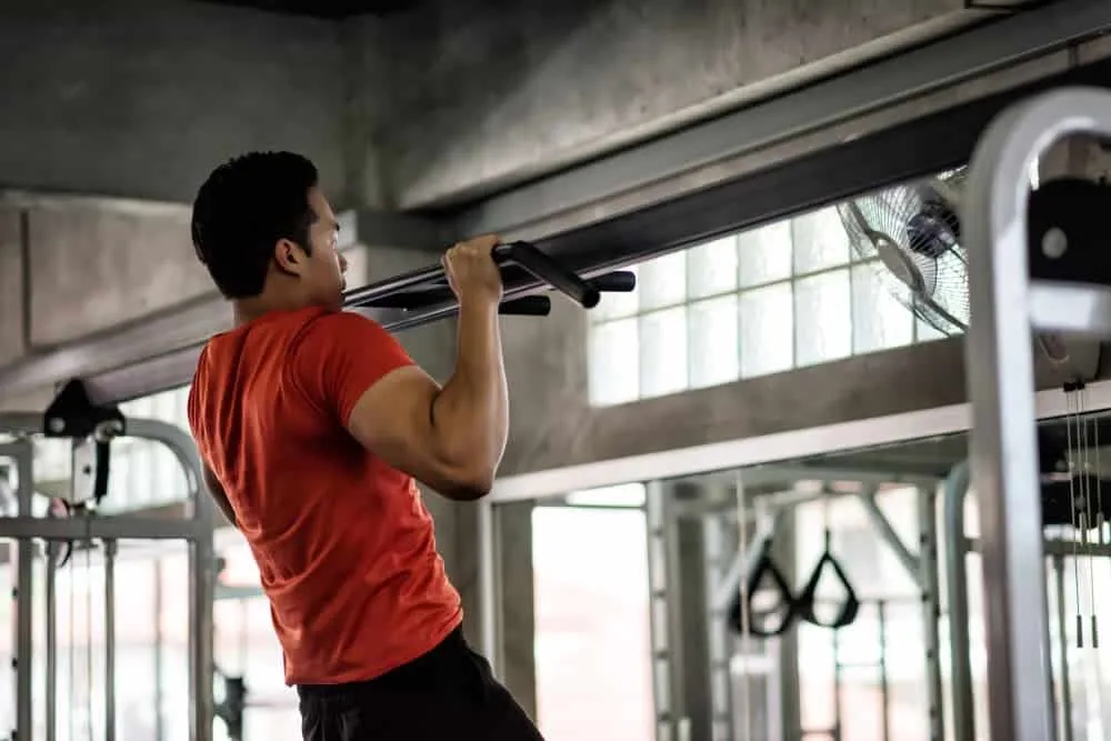 tập gym có bị lùn không