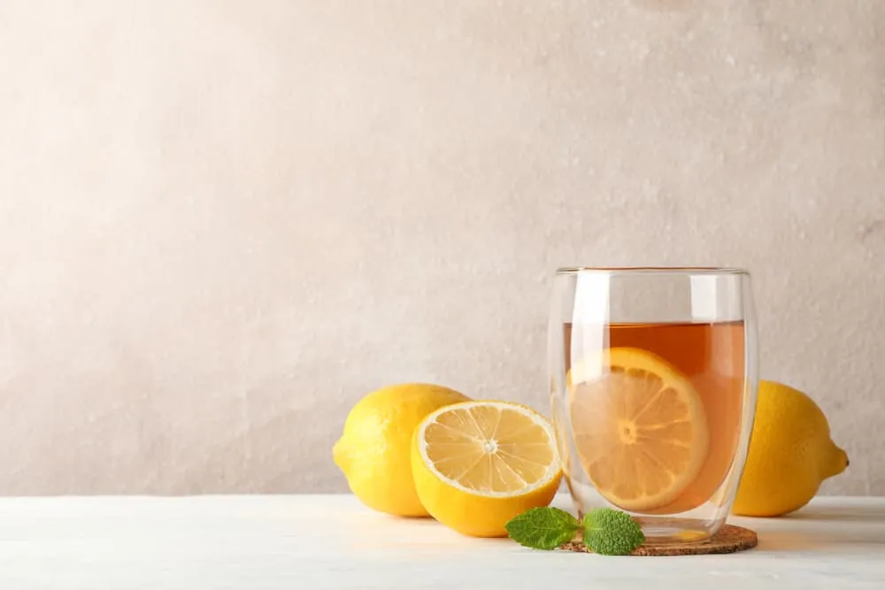 cách trị ho ngứa cổ họng bằng nước chanh ấm