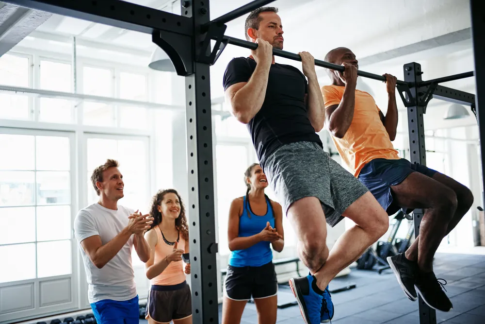 Tập lưng xô: Bài tập chin-up