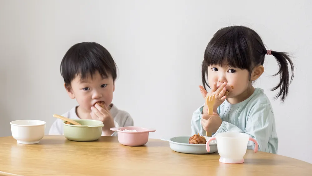 xây dựng thực đơn cho bé 2 tuổi