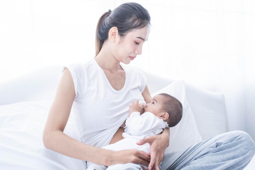 bé phát triển toàn diện