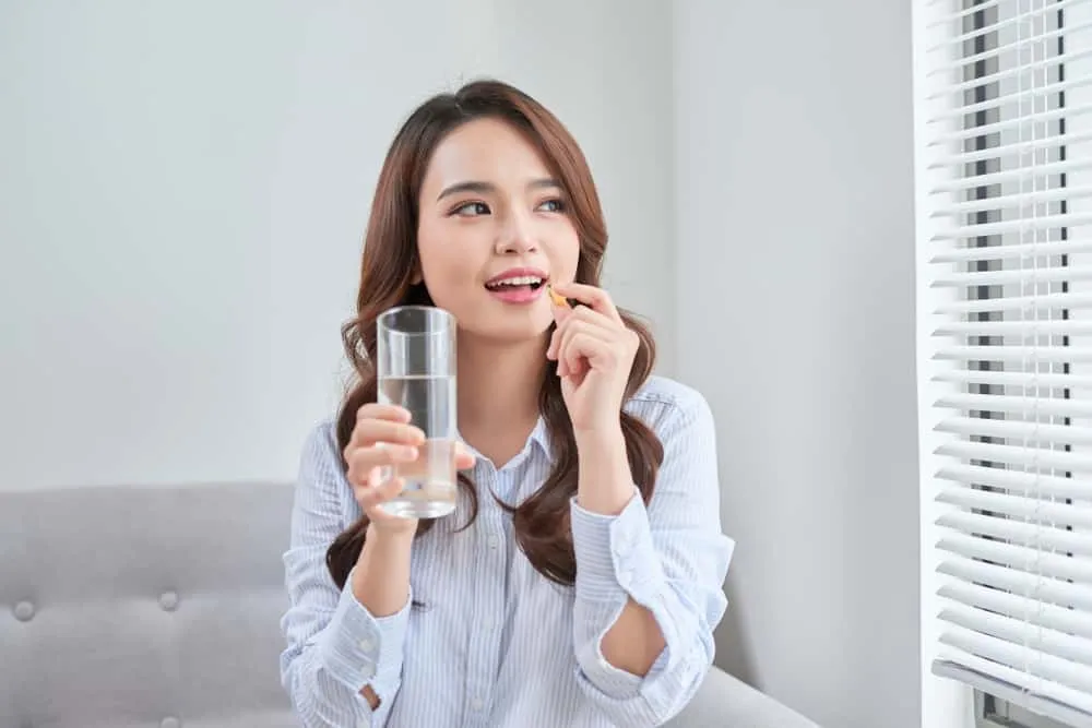 vitamin B2 có tác dụng gì với da