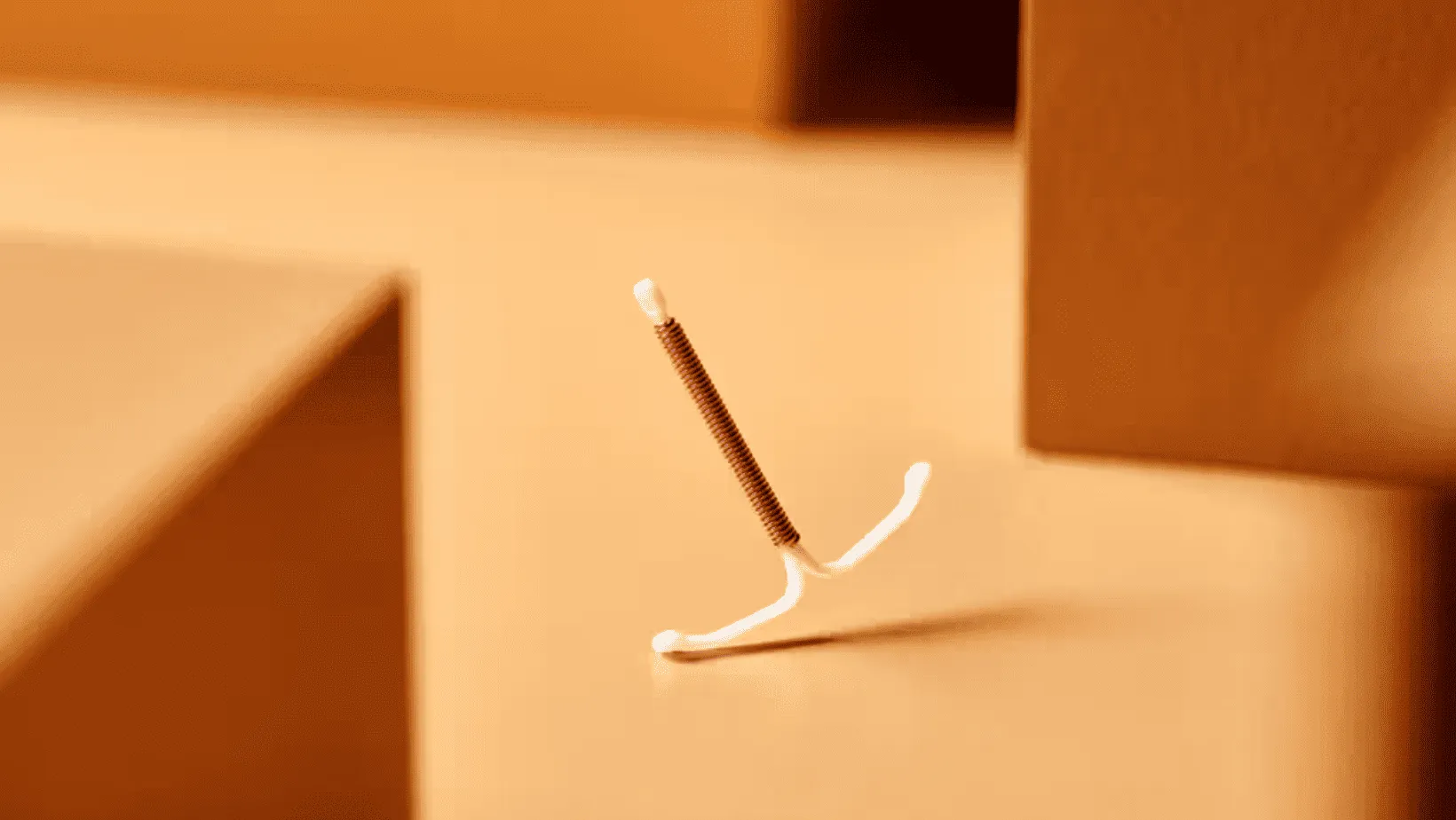 Các tư thế quan hệ sau khi đặt vòng tránh thai