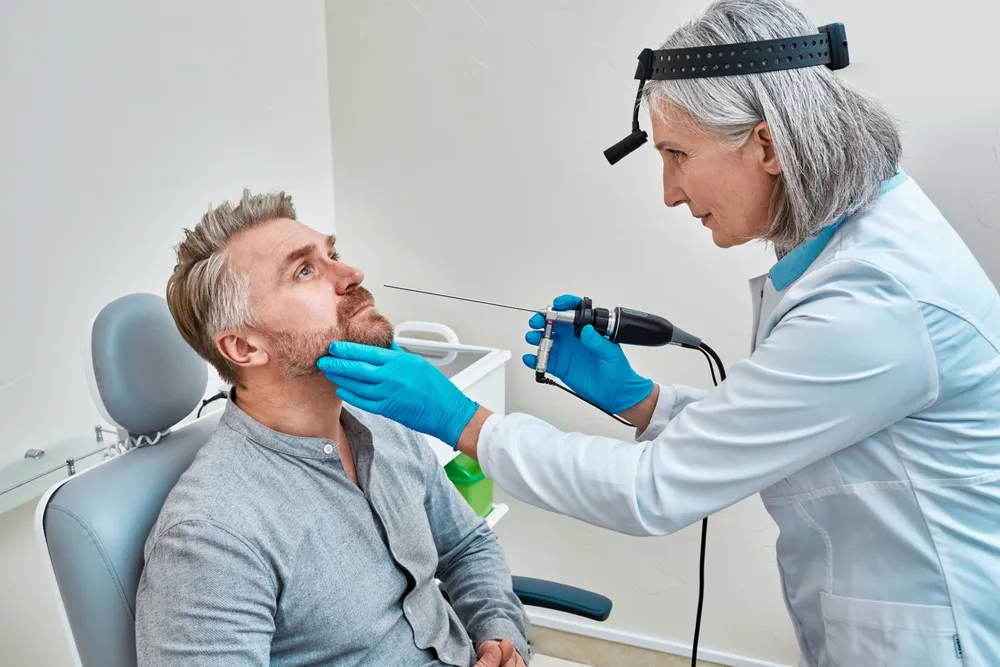 nội soi vòm họng là gì?