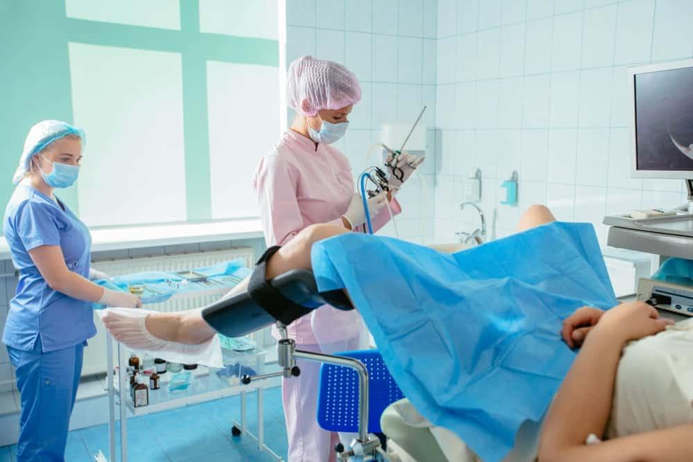 nguyên nhân dính buồng tử cung