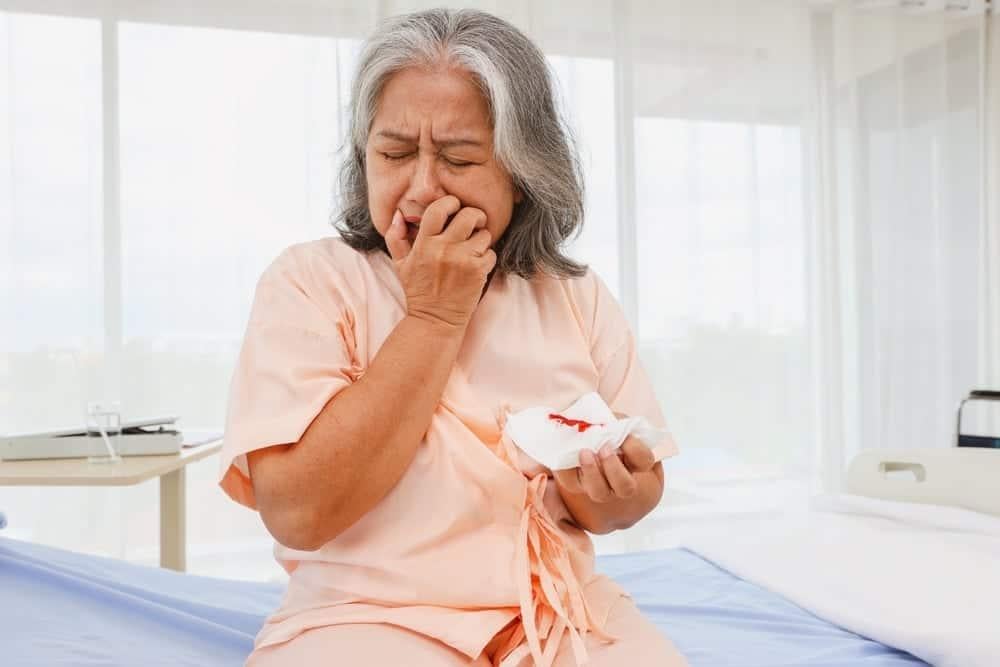 ho ra máu là bệnh gì nếu ồ ạt?