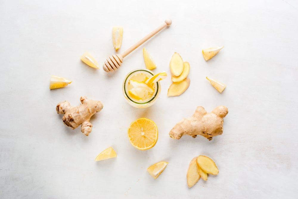 4 cách chữa ngộ độc thức ăn bằng gừng