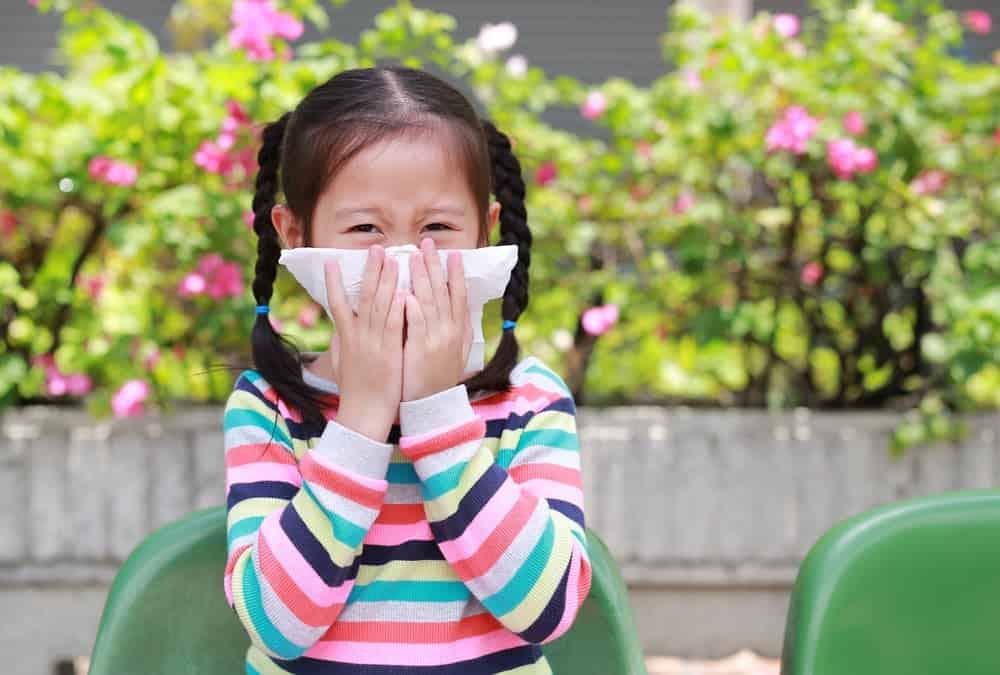 dấu hiệu trẻ bị dị ứng thời tiết