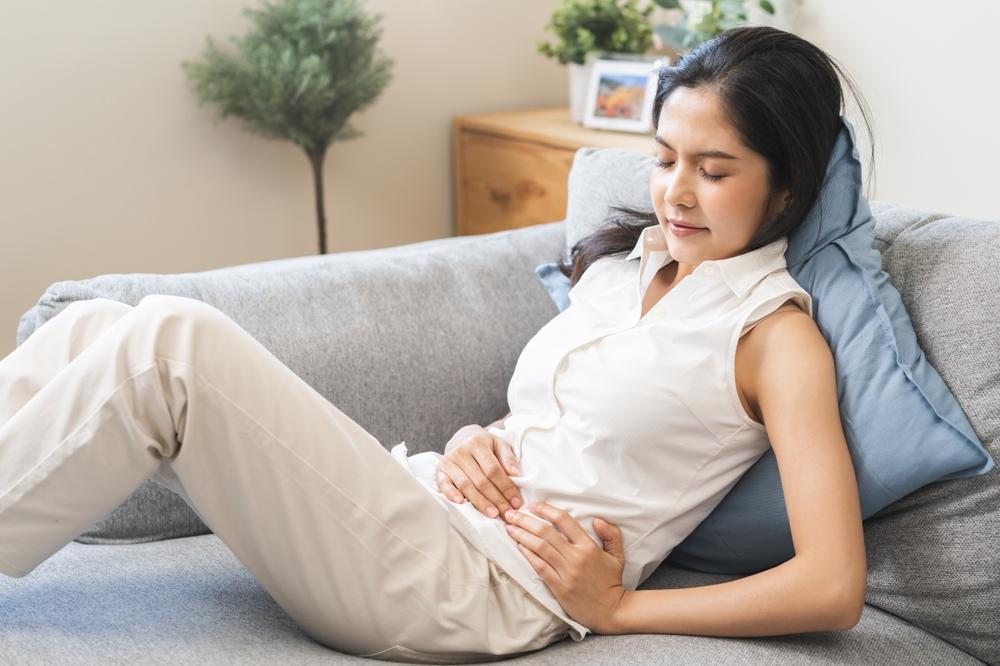 bị đau bụng dưới rốn ở nữ là bệnh gì