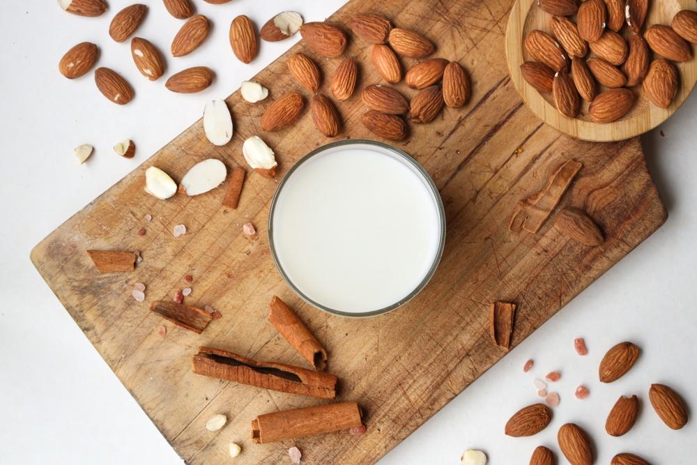 ăn chay có được uống sữa không