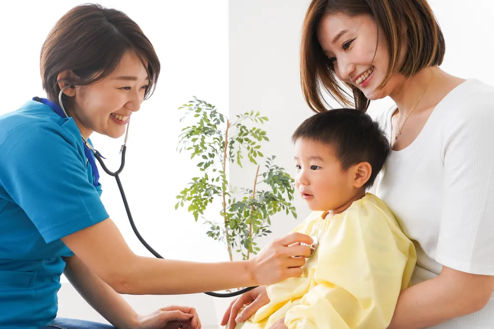 Bệnh viện cũng có thể yêu cầu trẻ làm một số xét nghiệm cơ bản trước khi được tiêm vắc xin viêm màng não BC..