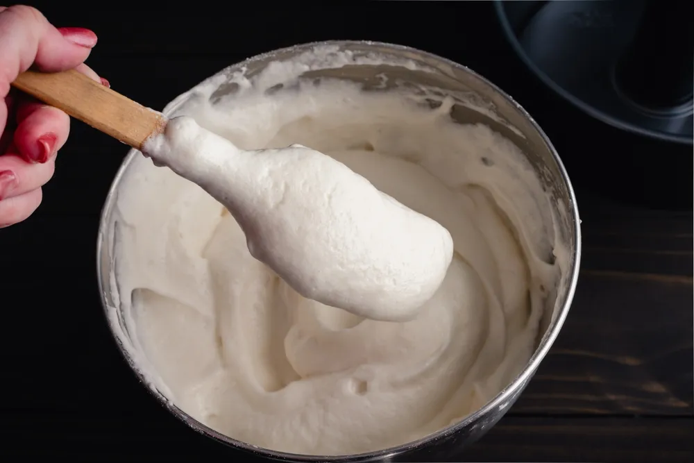 cách làm bánh sữa chua ăn dặm cho bé