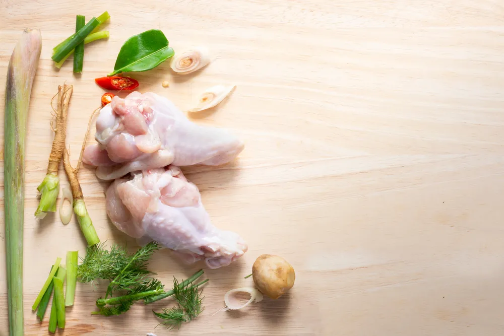 Cách nấu cháo gà nấm rơm