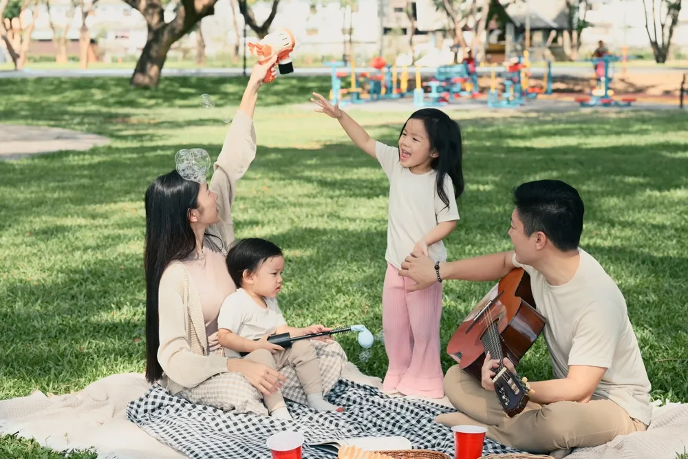 Phòng ngừa kích ứng hệ thống ở trẻ mẫn cảm khi thay đổi môi trường và điều kiện sinh hoạt mùa hè - Hello Bacsi